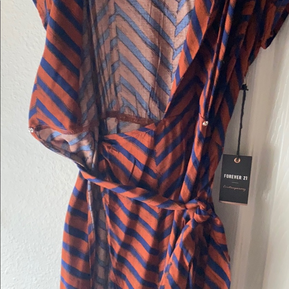Dress - Picture 11 of 12